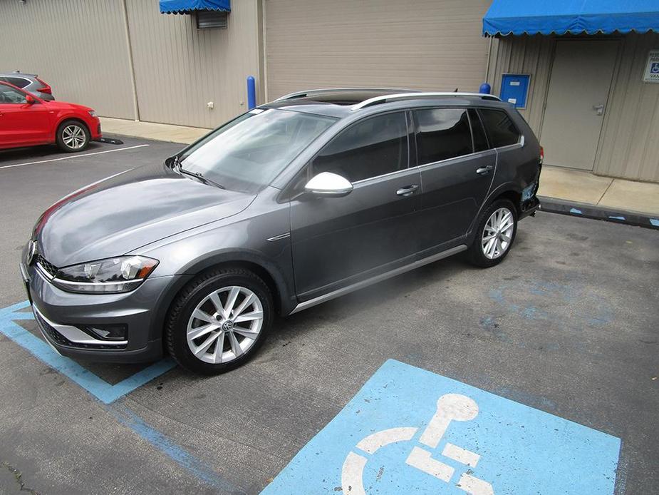 used 2019 Volkswagen Golf Alltrack car, priced at $15,900