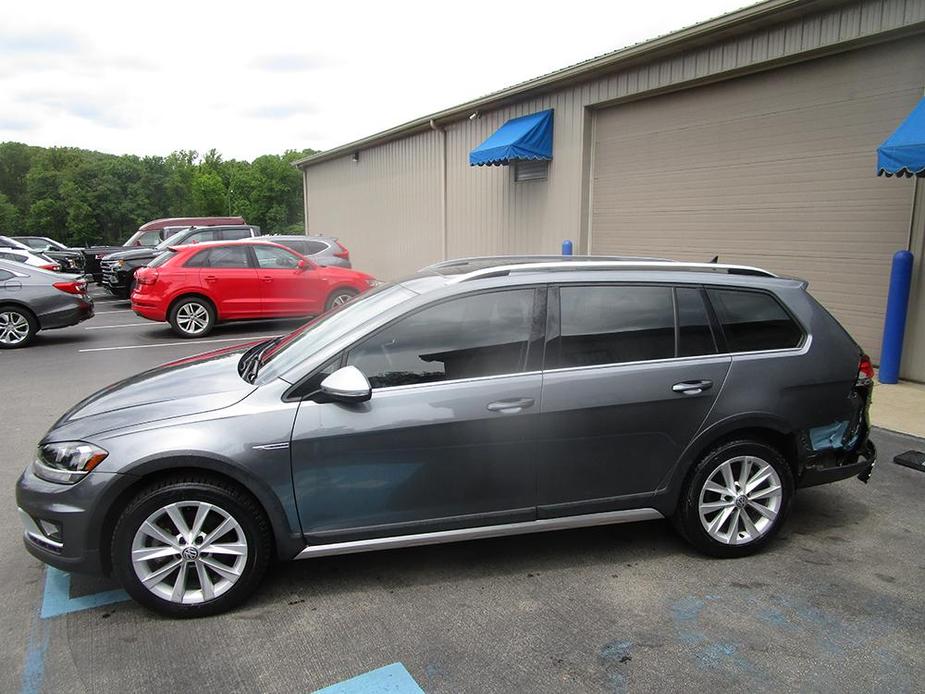 used 2019 Volkswagen Golf Alltrack car, priced at $15,900