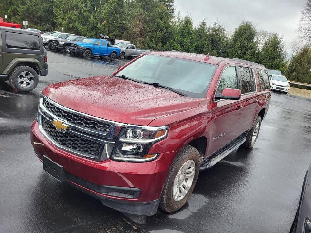 used 2019 Chevrolet Suburban car, priced at $28,000