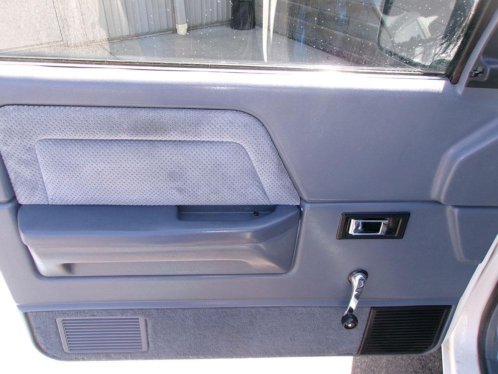 used 1993 Dodge Dakota car, priced at $6,900