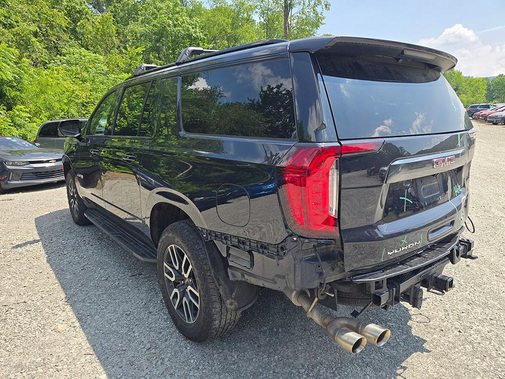 used 2023 GMC Yukon XL car