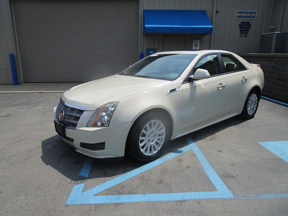 used 2011 Cadillac CTS car, priced at $7,000