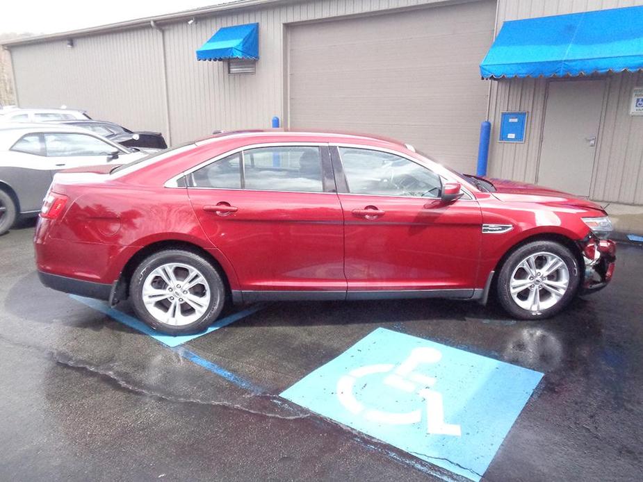 used 2013 Ford Taurus car