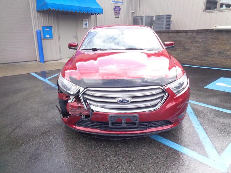 used 2013 Ford Taurus car