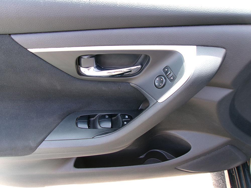 used 2015 Nissan Altima car, priced at $3,700
