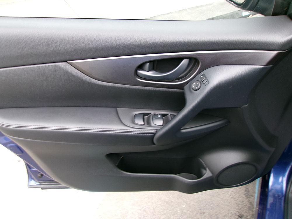 used 2021 Nissan Rogue Sport car, priced at $14,300