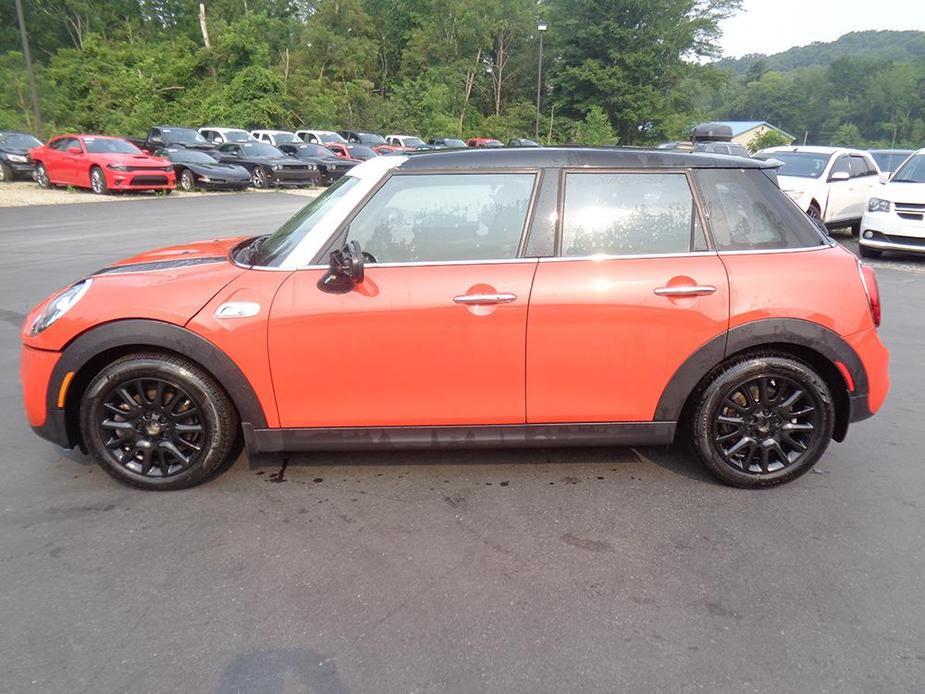 used 2020 MINI Hardtop car, priced at $12,000