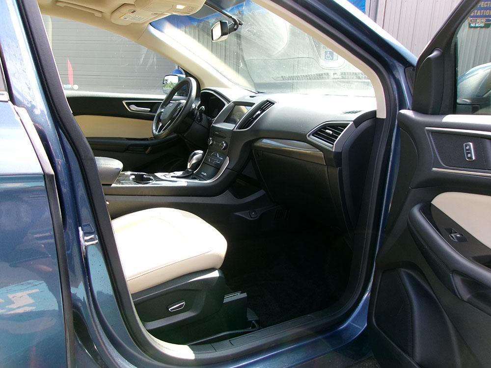 used 2018 Ford Edge car, priced at $10,900