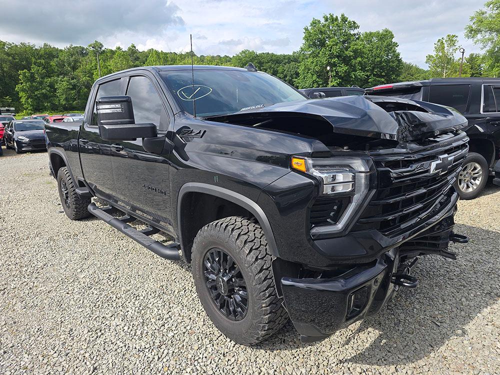 used 2024 Chevrolet Silverado 2500 car