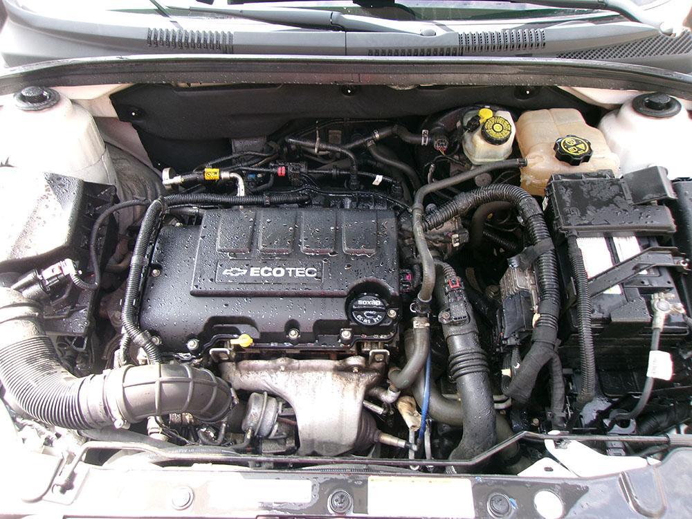 used 2014 Chevrolet Cruze car, priced at $5,000