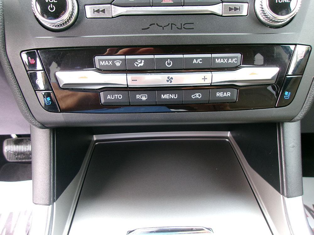 used 2020 Ford Explorer car, priced at $18,900