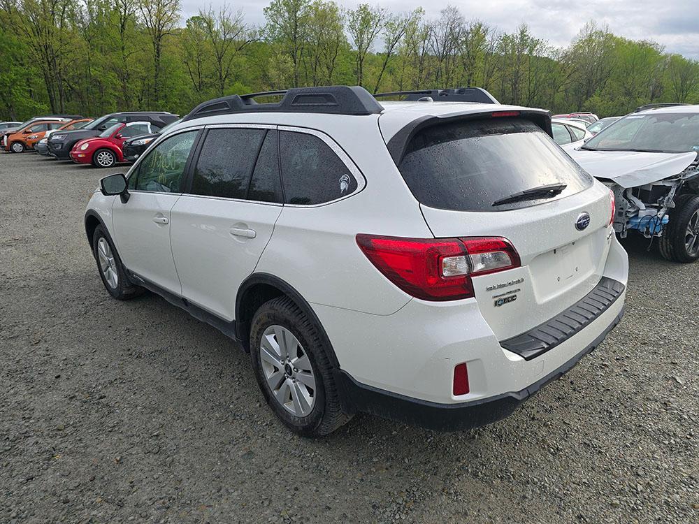 used 2015 Subaru Outback car