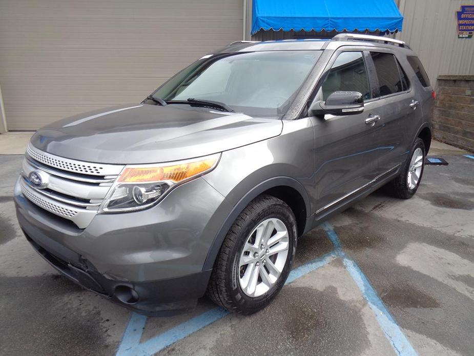 used 2014 Ford Explorer car, priced at $14,000