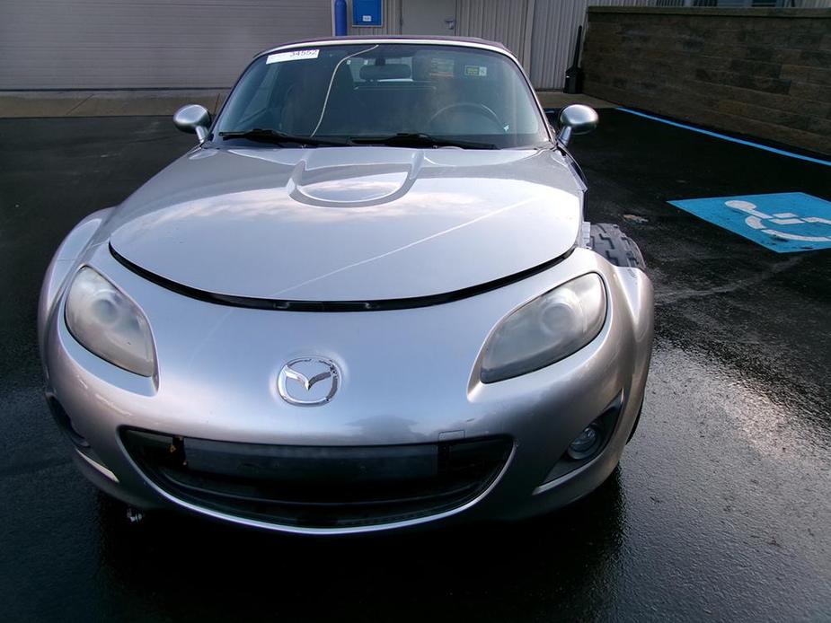 used 2009 Mazda MX-5 Miata car, priced at $6,900