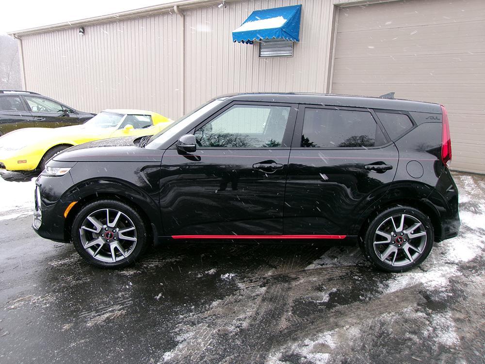 used 2022 Kia Soul car, priced at $13,700