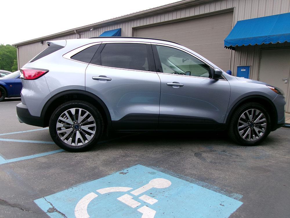 used 2022 Ford Escape car, priced at $23,900