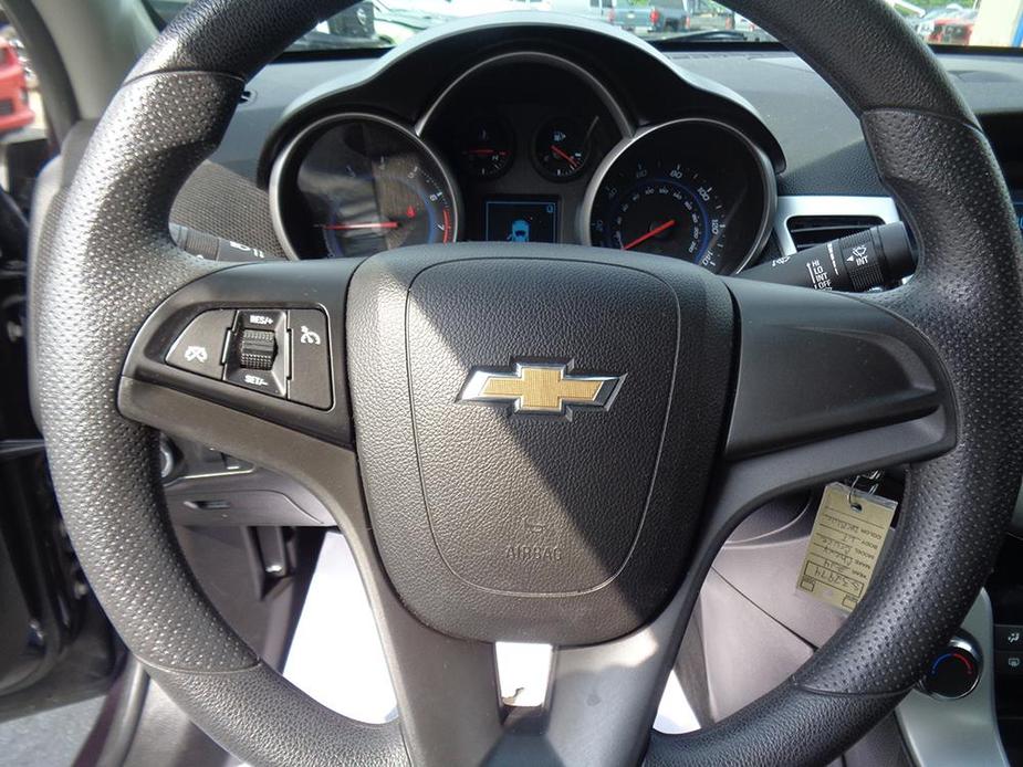 used 2014 Chevrolet Cruze car, priced at $4,300
