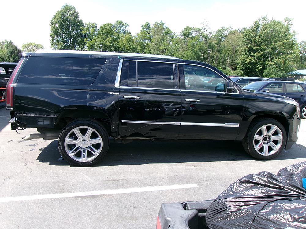 used 2017 Cadillac Escalade ESV car