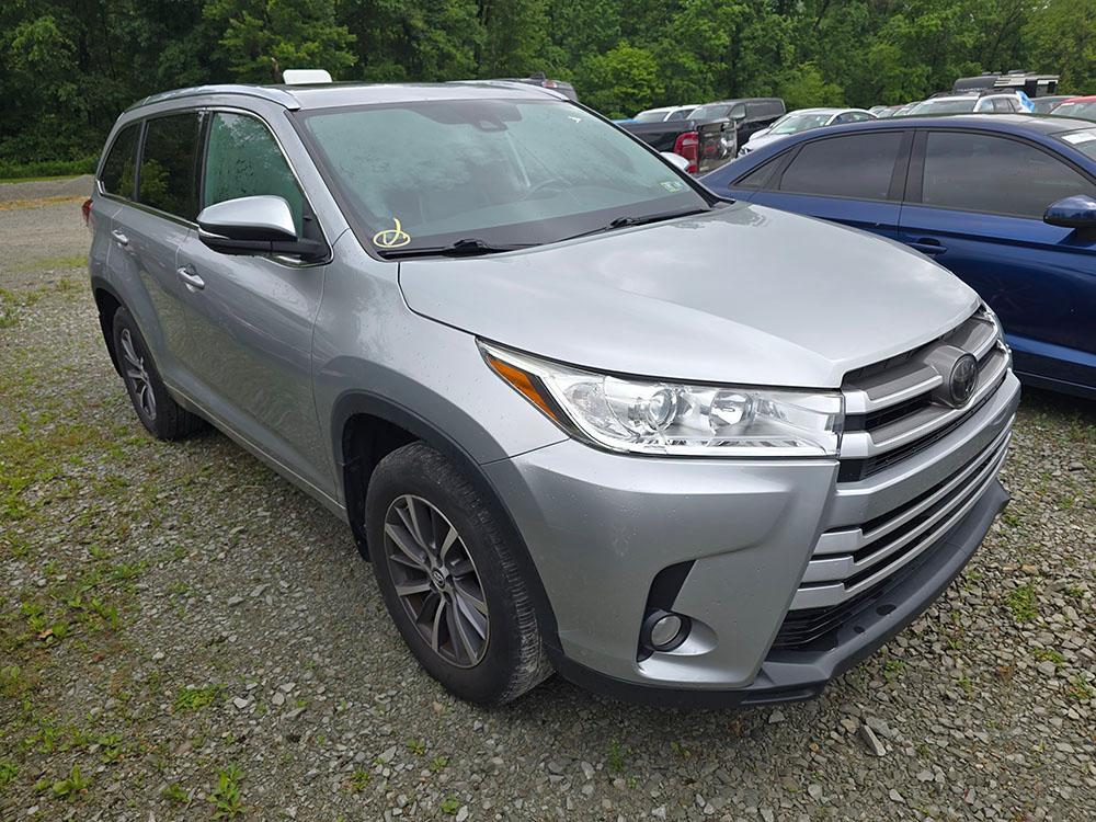 used 2018 Toyota Highlander car