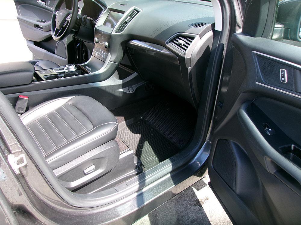 used 2019 Ford Edge car, priced at $15,900