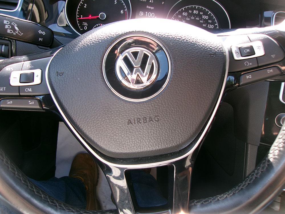 used 2015 Volkswagen Golf SportWagen car, priced at $14,900