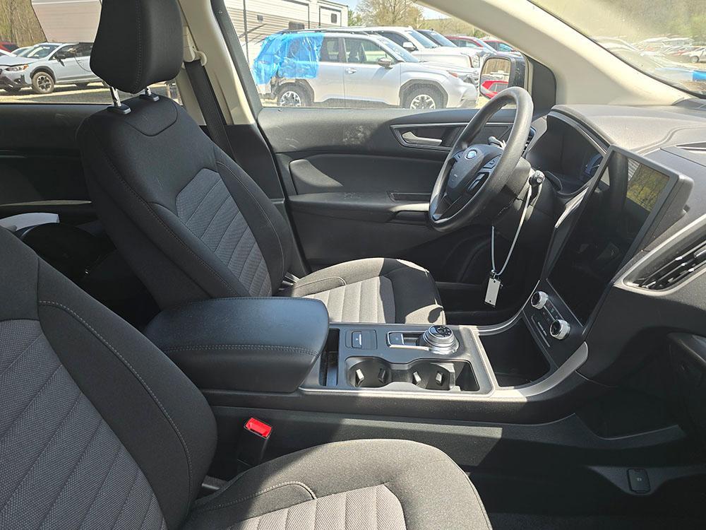 used 2024 Ford Edge car, priced at $16,000