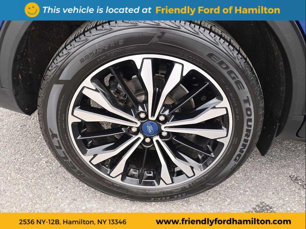 used 2022 Ford Escape car, priced at $20,995