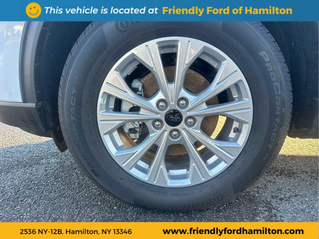 used 2025 Ford Escape car, priced at $28,995