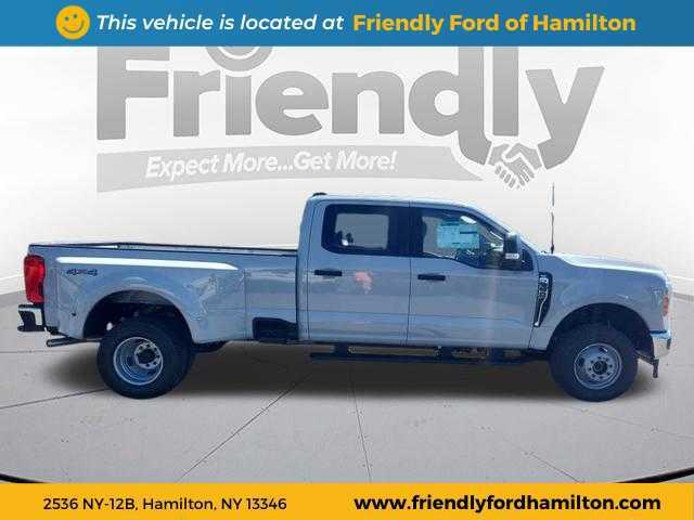 new 2025 Ford F-350 car, priced at $64,295
