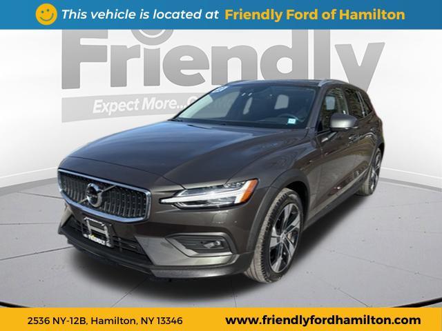 used 2022 Volvo V60 Cross Country car, priced at $35,795