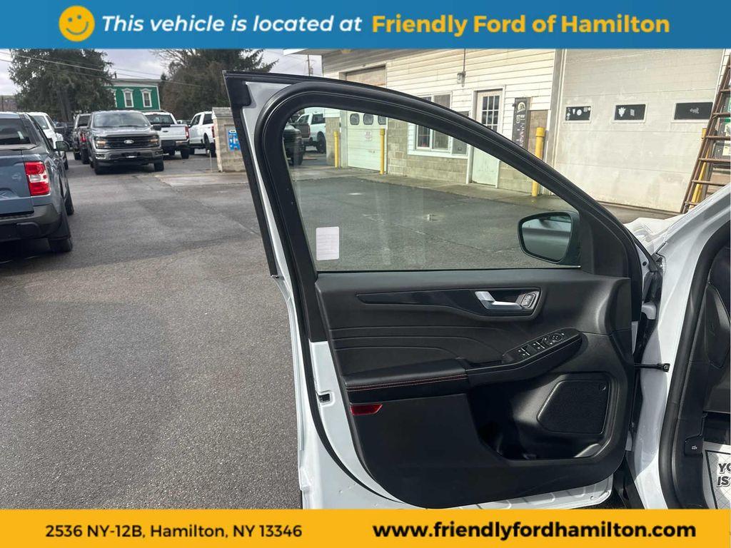 used 2025 Ford Escape car, priced at $27,995