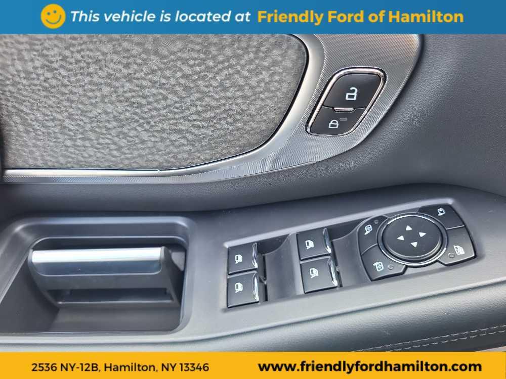 new 2025 Ford Expedition car, priced at $83,201