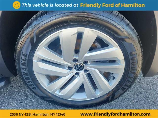 used 2021 Volkswagen Atlas Cross Sport car, priced at $25,995