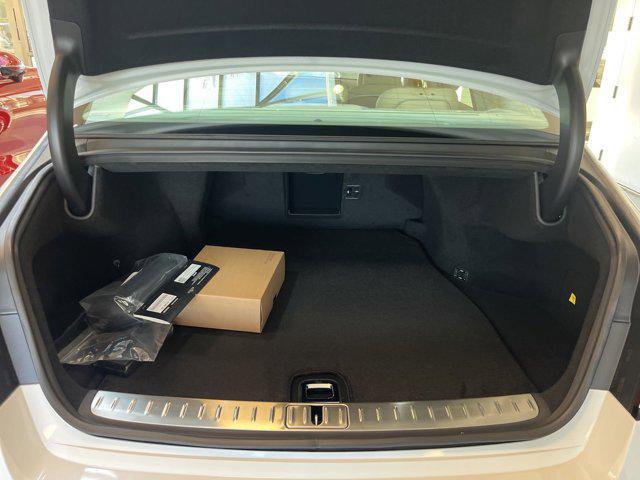 new 2025 Genesis G90 car, priced at $97,585
