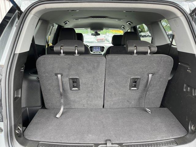 used 2023 GMC Acadia car, priced at $26,889