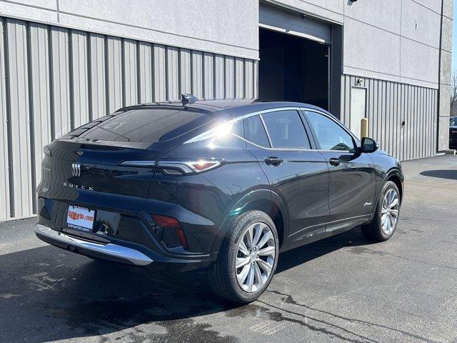 new 2025 Buick Envista car, priced at $30,690