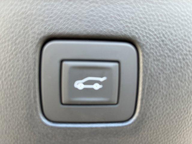 new 2025 Buick Envista car, priced at $30,690