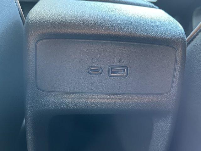 new 2025 Buick Envista car, priced at $30,690