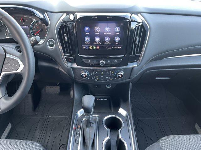 used 2023 Chevrolet Traverse car, priced at $32,009
