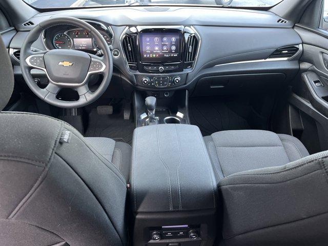 used 2023 Chevrolet Traverse car, priced at $32,009