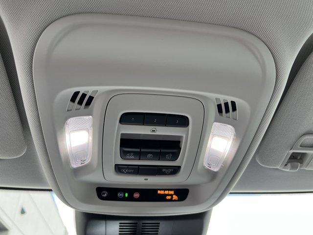 used 2025 Buick Envision car, priced at $41,294