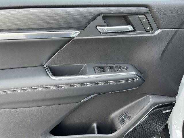 new 2025 GMC Acadia car, priced at $43,495
