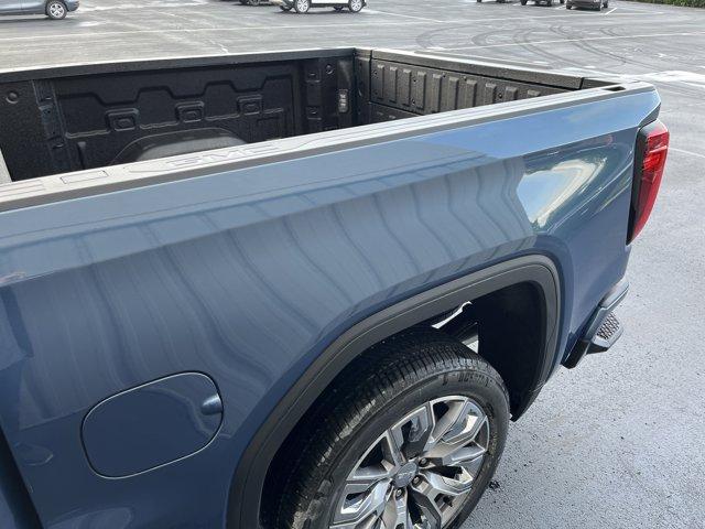 new 2025 GMC Sierra 1500 car, priced at $71,255
