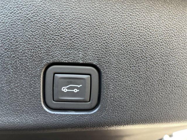 new 2025 GMC Acadia car, priced at $45,040