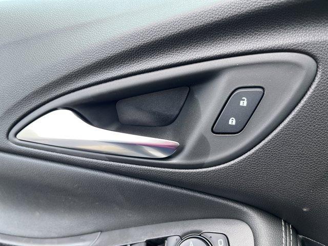 new 2025 Buick Encore GX car, priced at $30,225