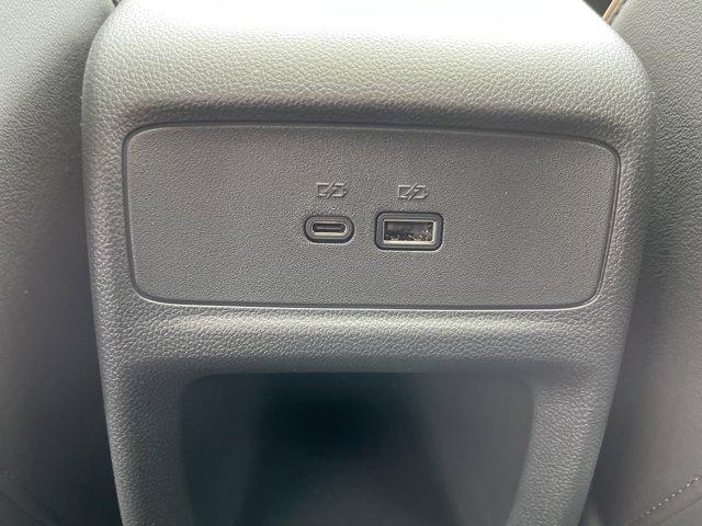 new 2025 Buick Envista car, priced at $31,585