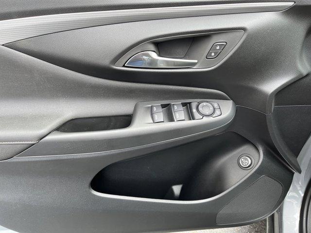 new 2025 Buick Envista car, priced at $31,585