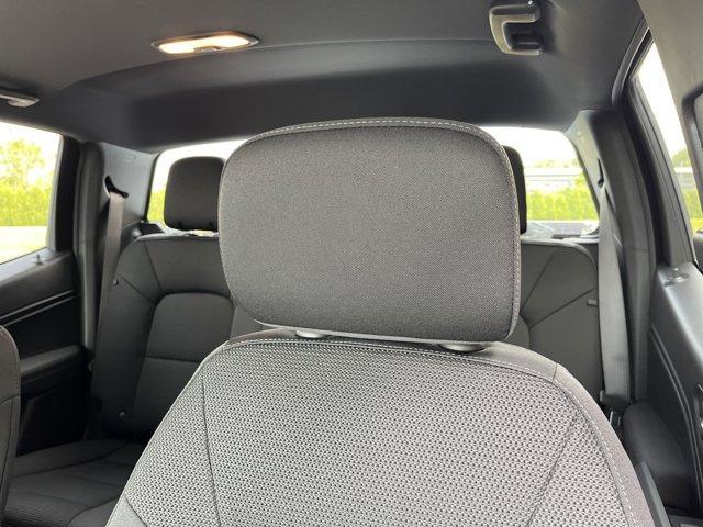 new 2025 GMC Canyon car, priced at $39,595
