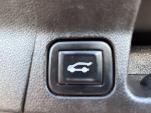 used 2022 GMC Acadia car, priced at $21,176