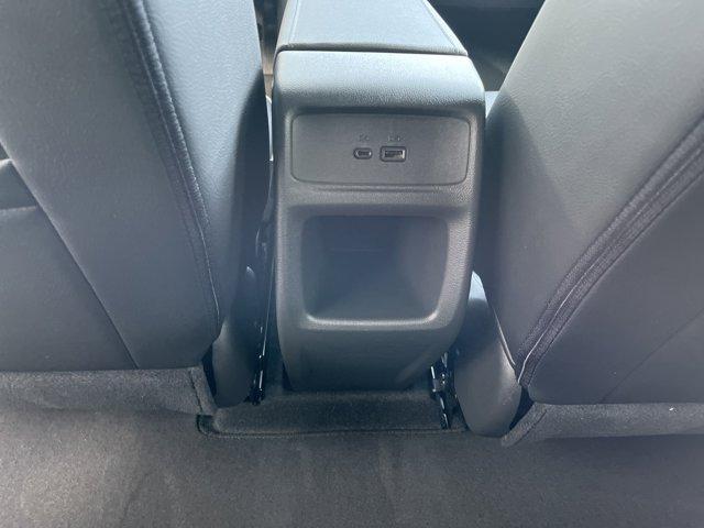 new 2025 Buick Envista car, priced at $27,180